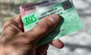 Wyrób oprócz legitymacji emeryta. Skorzystasz z wysokich ulg