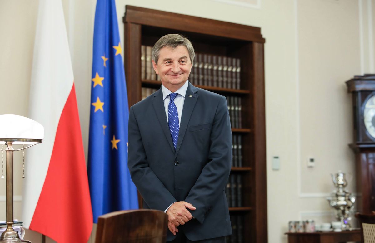 Wysokie nagrody w Kancelarii Sejmu. Prawie milion złotych od początku roku