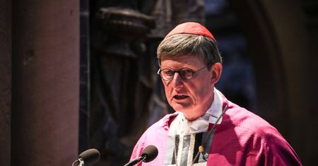 Kontrowersyjny raport ws. pedofilii. Niemiecki kardynał przyznaje się do błędów