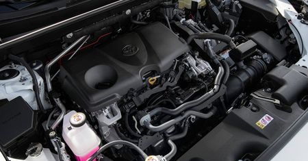 Toyota uwalnia tysiące patentów dotyczących hybryd. To nie przypadek