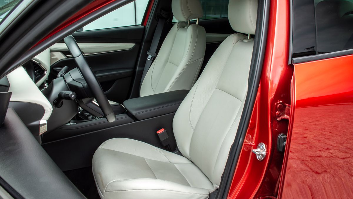 Szczególnie jasna "skóra" jest trudna w utrzymaniu