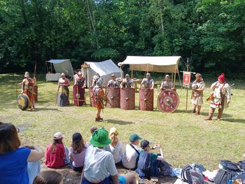 Powrót do czasów rzymskich w Muzeum Przyrody i Techniki w Starachowicach. Warsztaty archeologiczne "Żelazne korzenie"