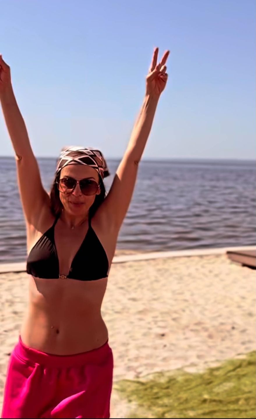 Katarzyna Glinka chwali się smukłą sylwetką w bikini