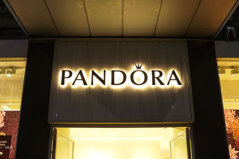 Pandora w Rosji zmieni nazwę i format. Rosjanie biżuterię kupią w PanKlubie
