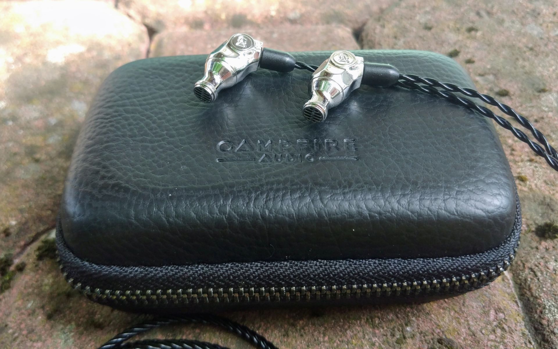 Campfire Audio Comet - słuchawki premium, na które nie wydasz fortuny [TEST] 3