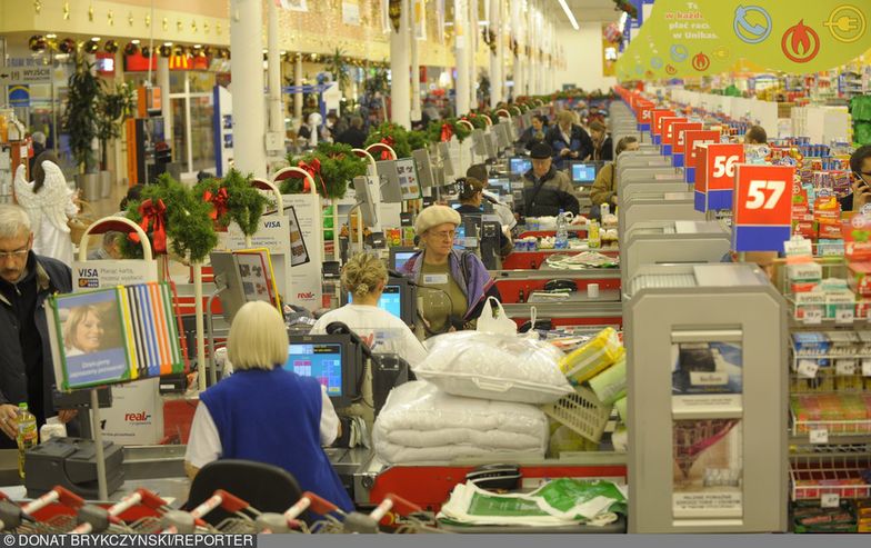 Zakaz handlu w niedzielę to bunt mas. Pierwszy raz pracownicy mówią "nie" korporacjom [FELIETON]