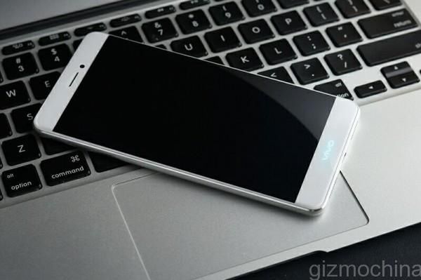 Vivo X5Pro będzie świetne wyglądającym i bardzo bezpiecznym smartfonem