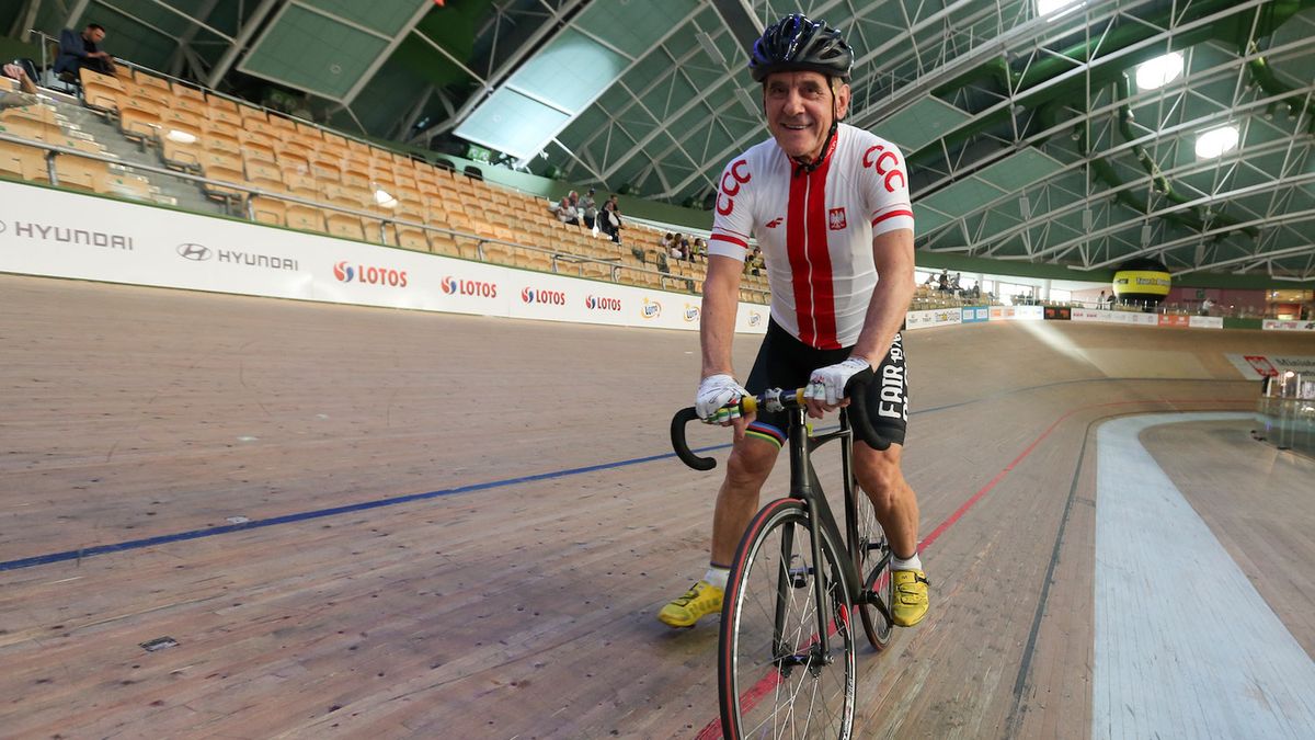 Zdjęcie okładkowe artykułu: Newspix / Tomasz Jastrzębowski/Foto Olimpik / Ryszard Szurkowski cały czas chętnie wsiadał na rower.