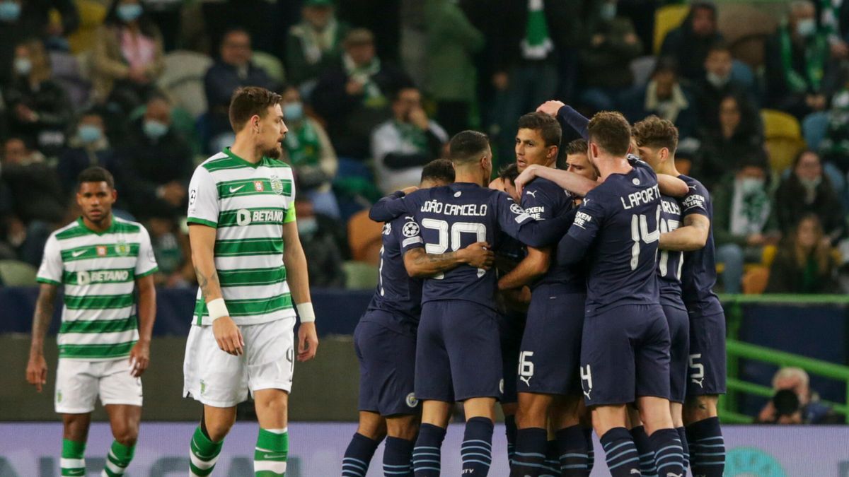 PAP/EPA / Tiago Petinga  / Na zdjęciu: radość piłkarzy Manchesteru City
