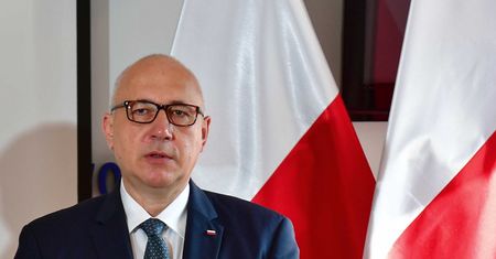 Polityk PiS broni gazety z Hongkongu. "Władze nie cofną się przed represjami, aby zdusić krytykę niezależnych mediów"
