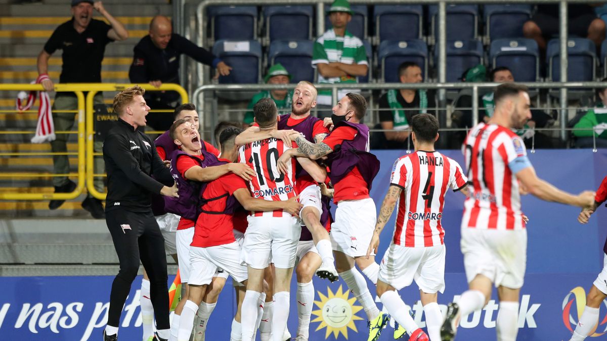 Newspix / Piotr Kucza / Na zdjęciu: piłkarze Cracovii