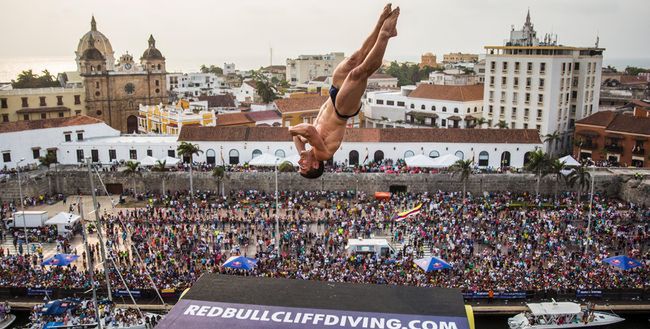 Red Bull Cliff Diving - Gary Hunt podbija Kolumbię