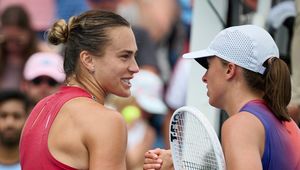 Dystans się zmniejsza. Sabalenka tuż za plecami Świątek