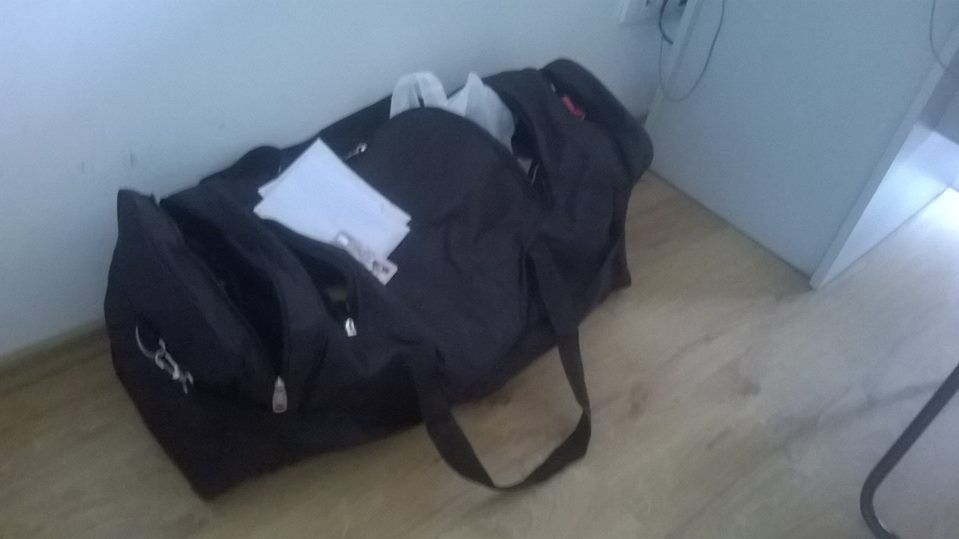 Torba pełna pieniędzy. Strażnicy Miejscy znaleźli torbę na ulicy Sandomierskiej