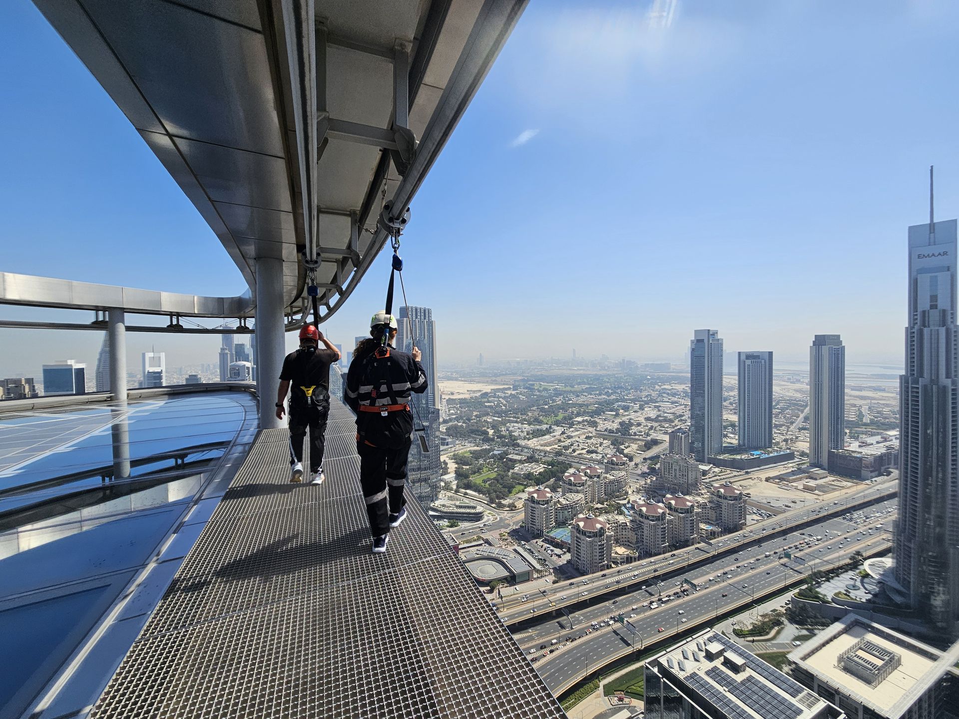 Skywalk to jedna z najciekawszych atrakcji w Dubaju