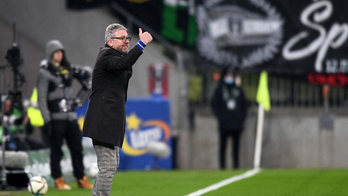 PAP / PAP/Marcin Gadomski / Na zdjęciu: Jerzy Brzęczek