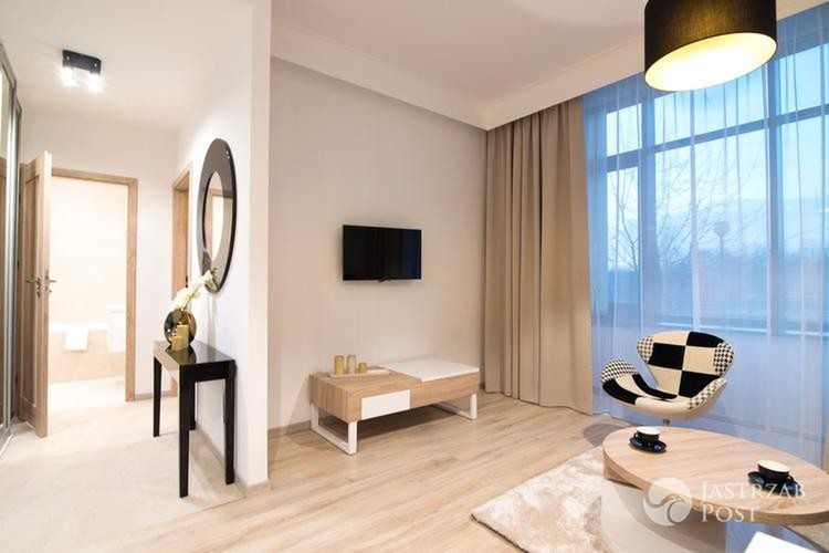 Rozenek i Majdanek udostępnią mieszkanie do wynajęcia