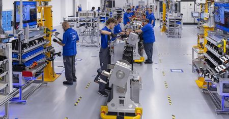 Tysiące Niemców stracą pracę. Motoryzacyjny gigant podjął decyzję