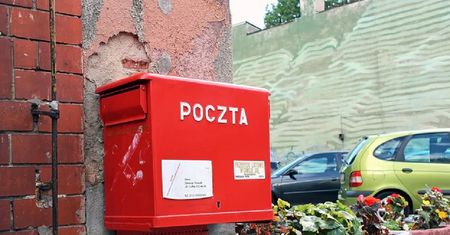 W Polsce brakuje listonoszy? Poczta zaprzecza, ludzie się skarżą