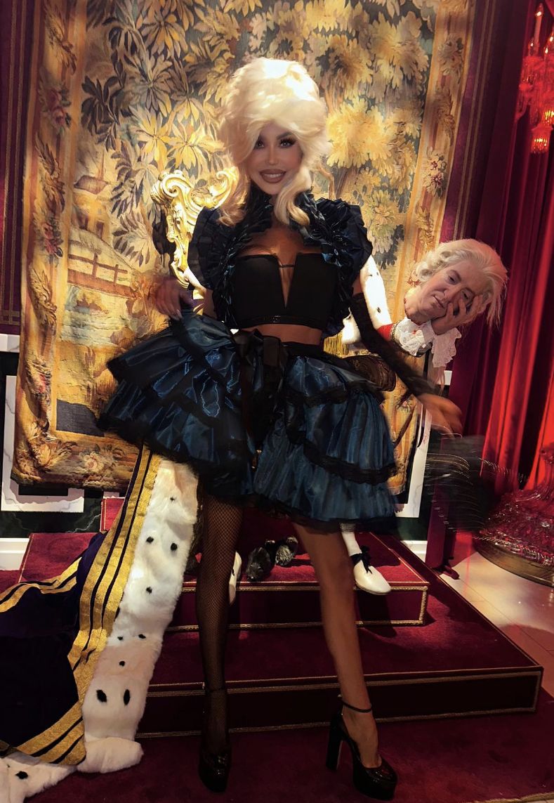 Julia Dybowska prezentuje halloweenową modę
