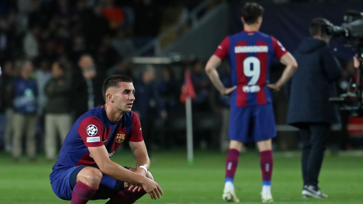 Ferran Torres is standing at the end of the match between FC Barcelona and PSG, corresponding to the Quarter-Final of the UEFA Champions League, played at the Olympic Stadium Lluis Companys in Barcelona, Spain, on April 16, 2024. (Photo by Joan Valls/Urbanandsport/NurPhoto via Getty Images)