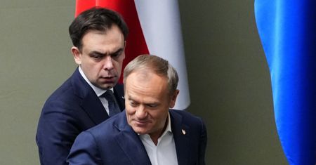 PiS grozi Domańskiemu. W grę wchodzi wniosek o wotum nieufności
