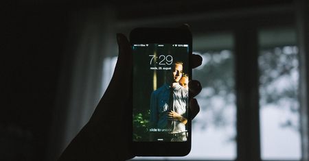 Liisa Luts była fotografem ślubnym na własnym ślubie. Wyszło naturalnie, szczerze i pięknie