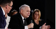Kaczyński nie chce płacić Sikorskiemu. "Sytuacja skrajnie chora"