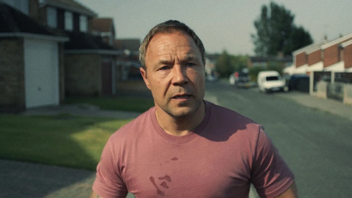 Stephen Graham znany z "Dojrzewania" zagrał w filmie Jana Komasy