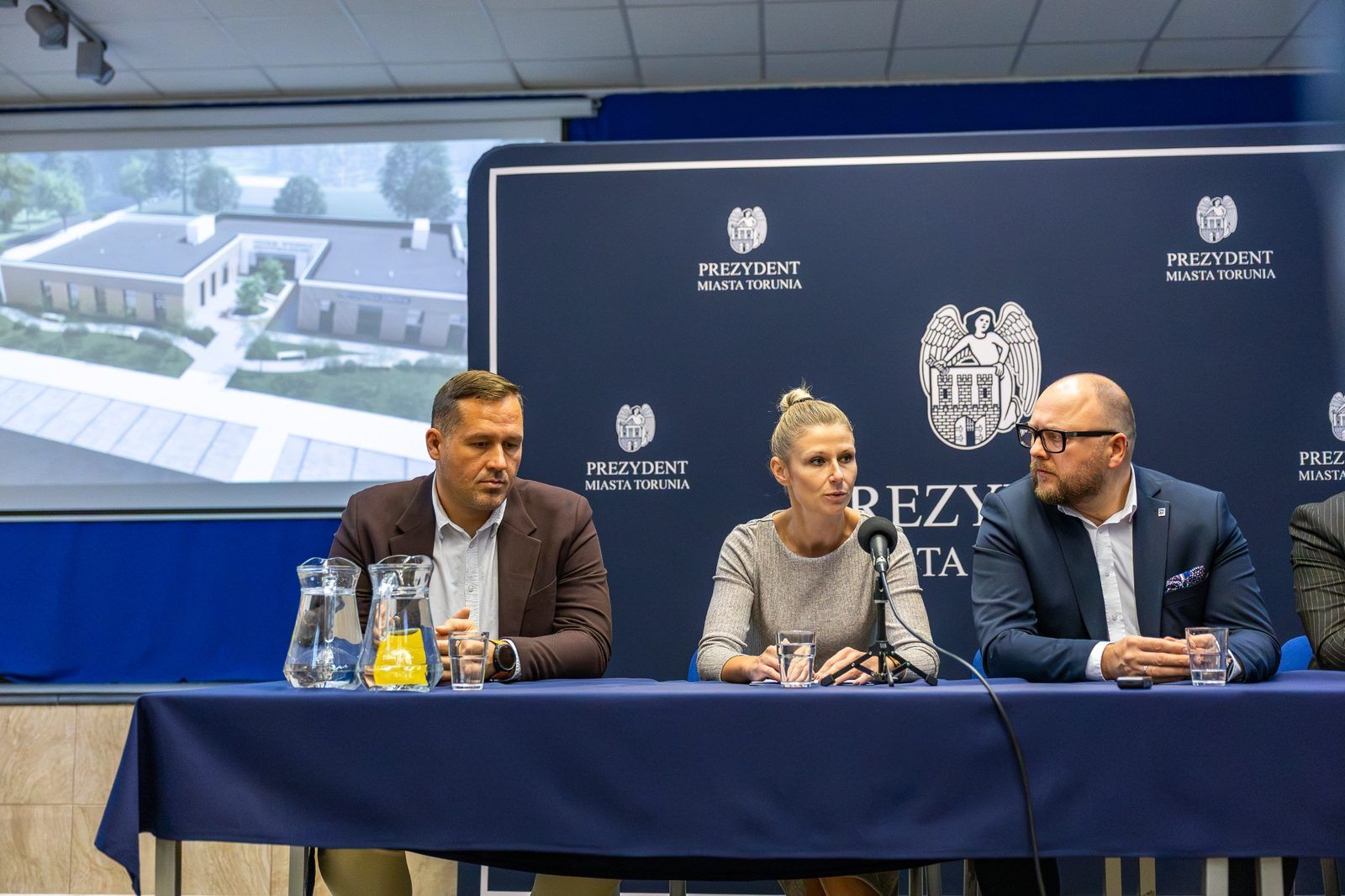 Podpisanie umowy na budowę Centrum Integracji Międzypokoleniowej