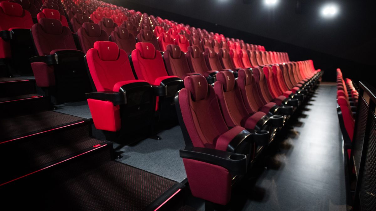 Sieć kin Helios będzie zwalniać pracowników