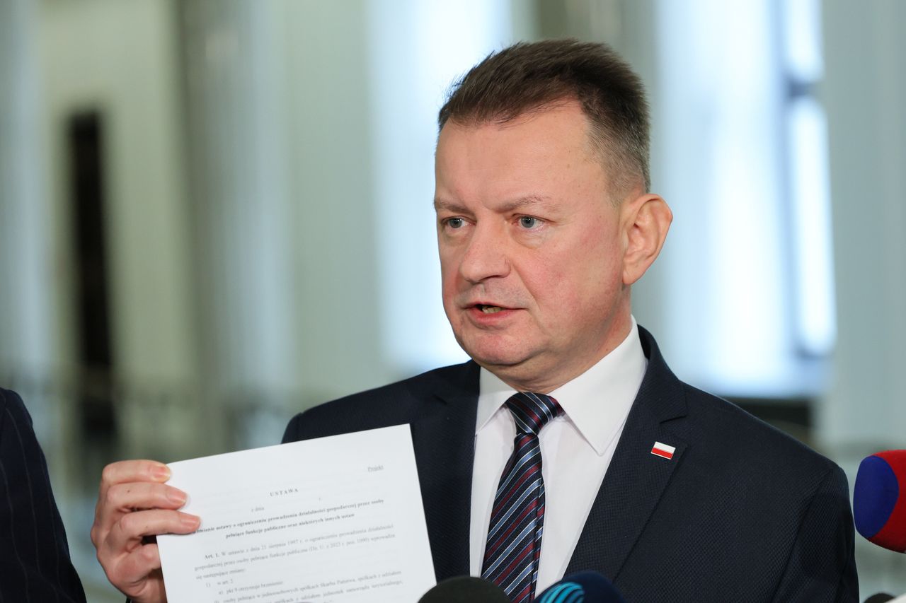 Błaszczak chce pełnej jawności majątków. Dotyczyć ma najważniejszych osób w państwie