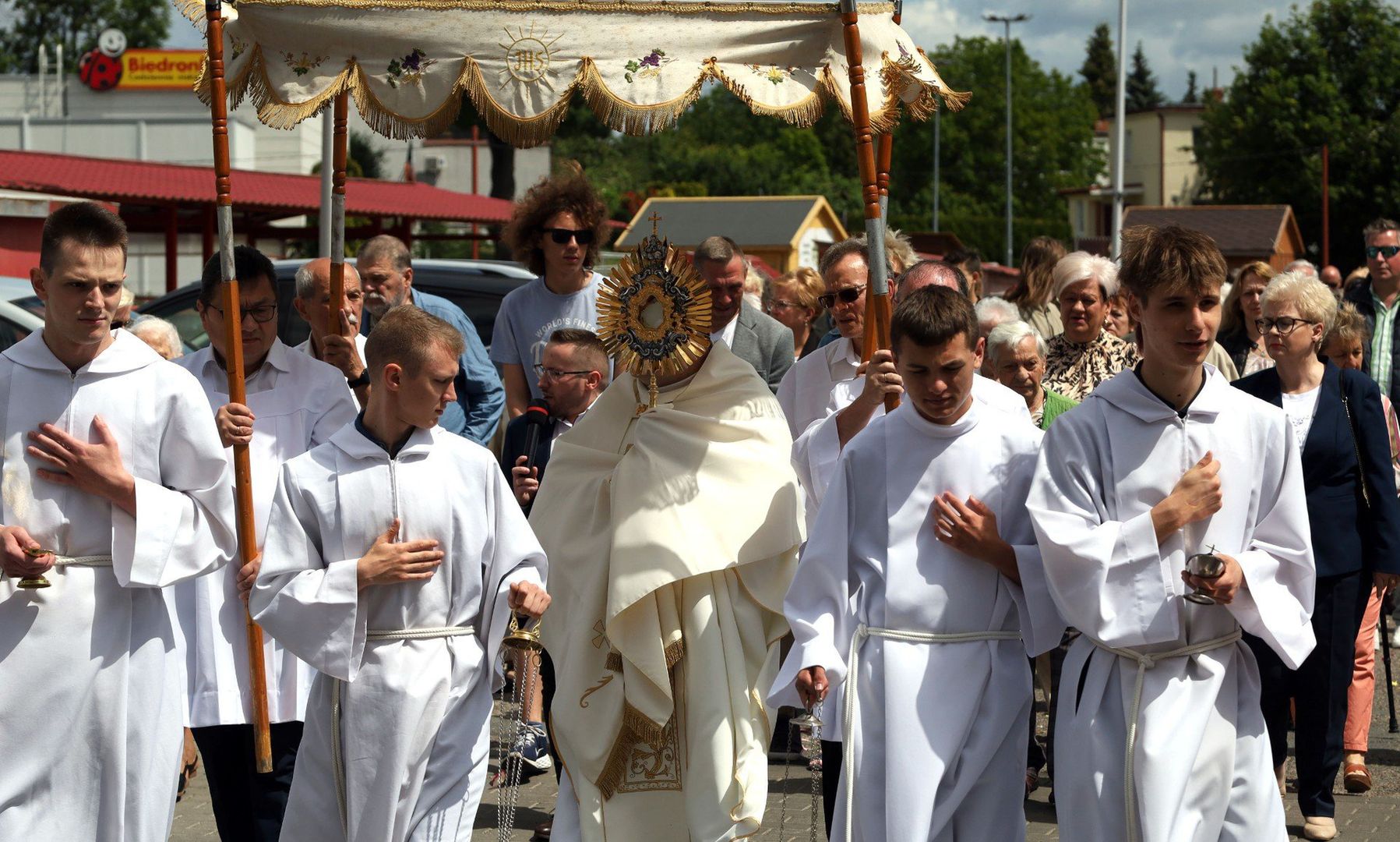 Procesja Bożego Ciała na osiedlu Strzemięcin w Grudziądzu