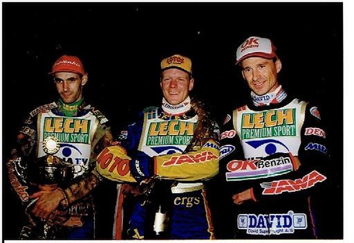 Tak blisko, a zarazem tak daleko. Podium IMS1999 roku. Od lewej T. Gollob, T. Rickardsson i H.Nielsen (foto Piotr Kin)