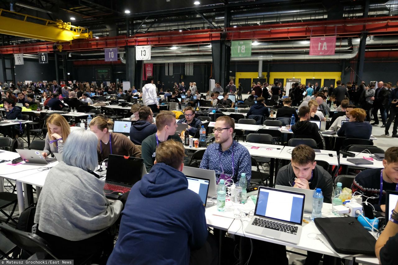 Olbrzymia zmiana w zarobkach. Są najnowsze dane z rynku IT