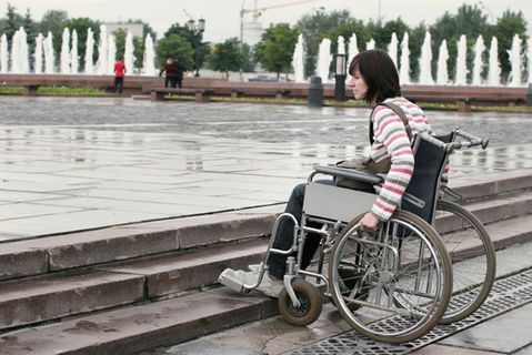 Niepełnosprawni mają pracę, PFRON potrzebuje 1 mld zł