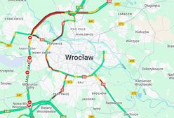 Karambol na obwodnicy Wrocławia. Zderzyło się osiem aut