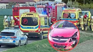 Dachowanie Opla w gminie Załuski. Trzy osoby trafiły do szpitala