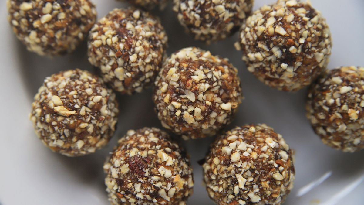 Kulki mocy z daktylami