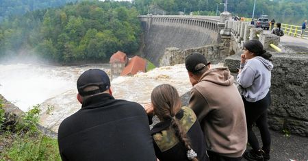 Co się dzieje z zaporą w Pilchowicach? Mieszkańcy biją na alarm