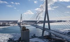 Trump toczy spór o most. Media ujawniają nowe fakty