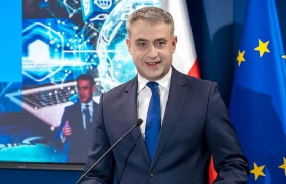 Resort cyfryzacji unieważnił przetarg mediowy. Trzy dni po wyborze zwycięzcy