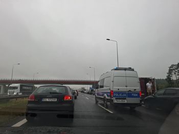 Powiat świecki: Wypadek na autostradzie A1. Ciężarówka uderzyła w bariery