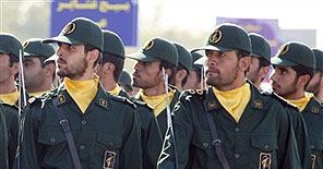 Iran pręży muskuły