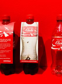 Coca-Cola wprowadza opakowania z recyklingu