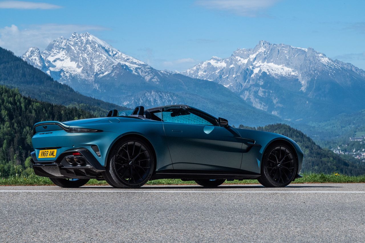 Aston Martin Vantage Roadster