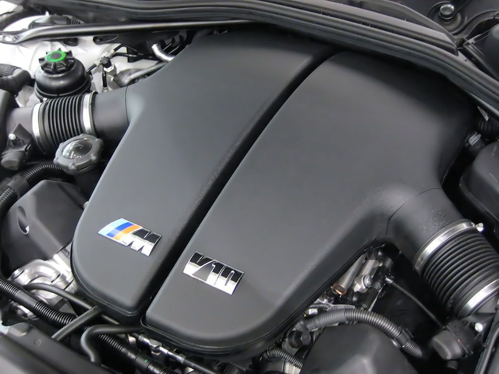 Silnik BMW S85
