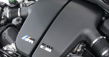 Najtańsze auta z silnikiem V10. 8 propozycji dla przeciwników downsizingu