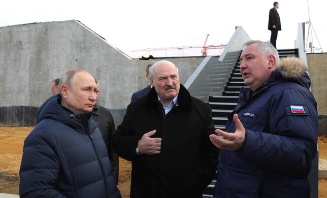 Białoruś przemieszcza sprzęt wojskowy. "Tak Putin chce straszyć Ukrainę"