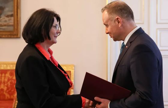 Członkini KRRiT ostrzega przed mediami społecznościowymi. „Narcystyczne schorzenie”